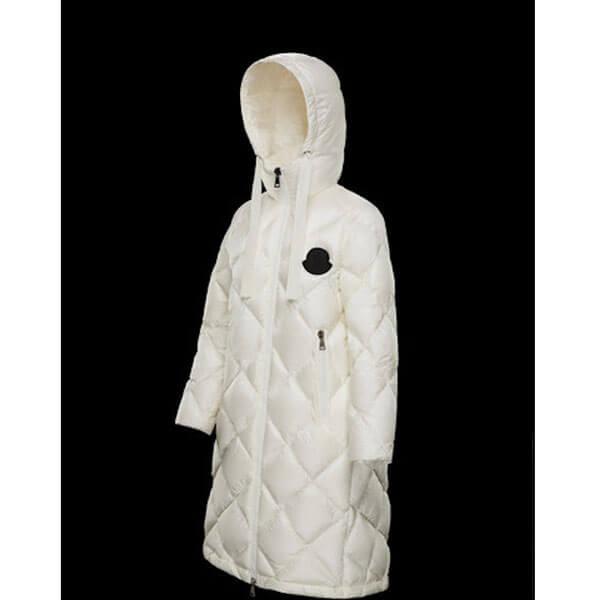 【入手困難 】MONCLER 偽物 ダウン DUROC ロゴ入 ロング丈 リボン付 3色 0931D20000C0459999